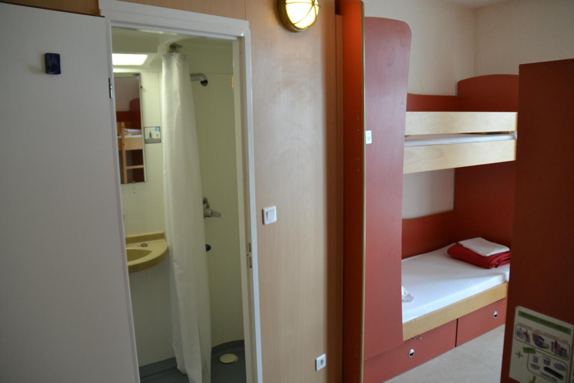 Hostel Auberge De Jeunesse La Rochelle (Charente-Maritime)